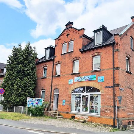 Apartment Bayreuth, Grosse Ferienwohnung Im Haus Mit Kunst, 3 Schlafzimmer, Kueche, Parkplatz エクステリア 写真