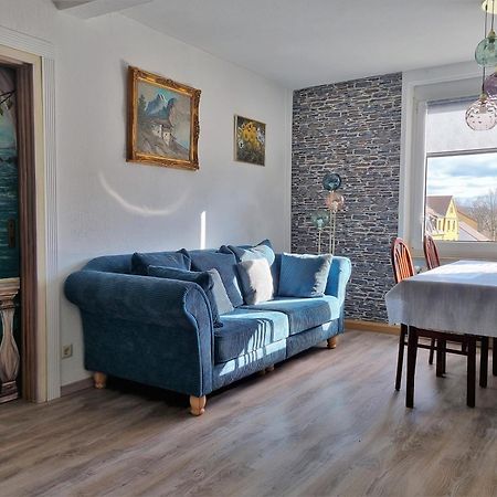 Apartment Bayreuth, Grosse Ferienwohnung Im Haus Mit Kunst, 3 Schlafzimmer, Kueche, Parkplatz エクステリア 写真