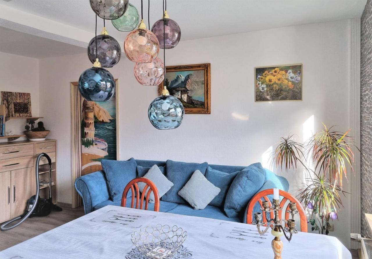 Apartment Bayreuth, Grosse Ferienwohnung Im Haus Mit Kunst, 3 Schlafzimmer, Kueche, Parkplatz エクステリア 写真