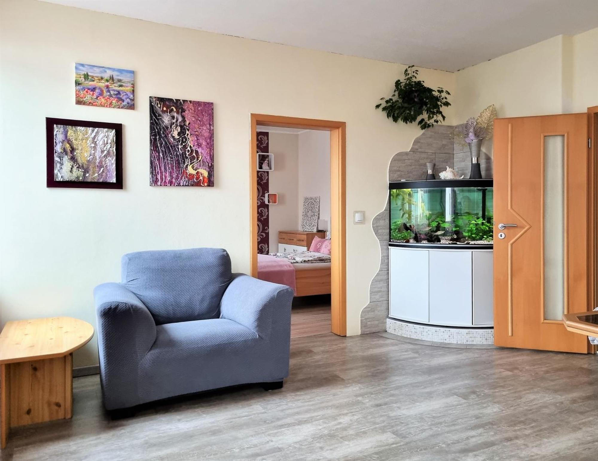 Apartment Bayreuth, Grosse Ferienwohnung Im Haus Mit Kunst, 3 Schlafzimmer, Kueche, Parkplatz エクステリア 写真